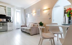 Joivy Vibrant Flat For 4 Near Parks, In Navigli